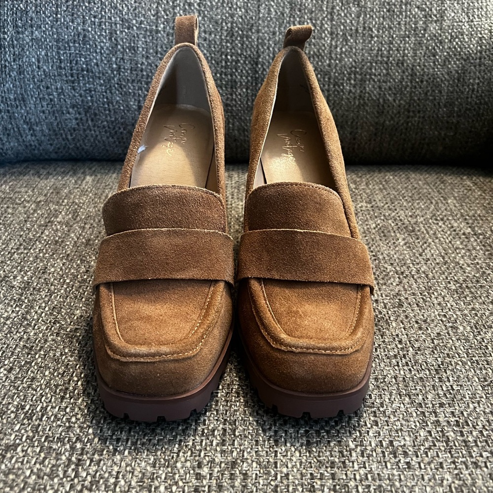 Crown Vintage Tan Suede Loafers